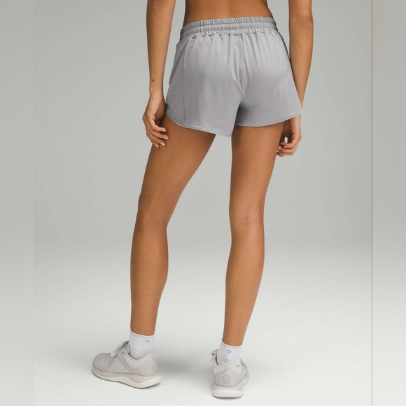 Lululemon Hotty Hot Low-Rise Lined Short 4" (Rhino Grey) - Picture 2 of 15